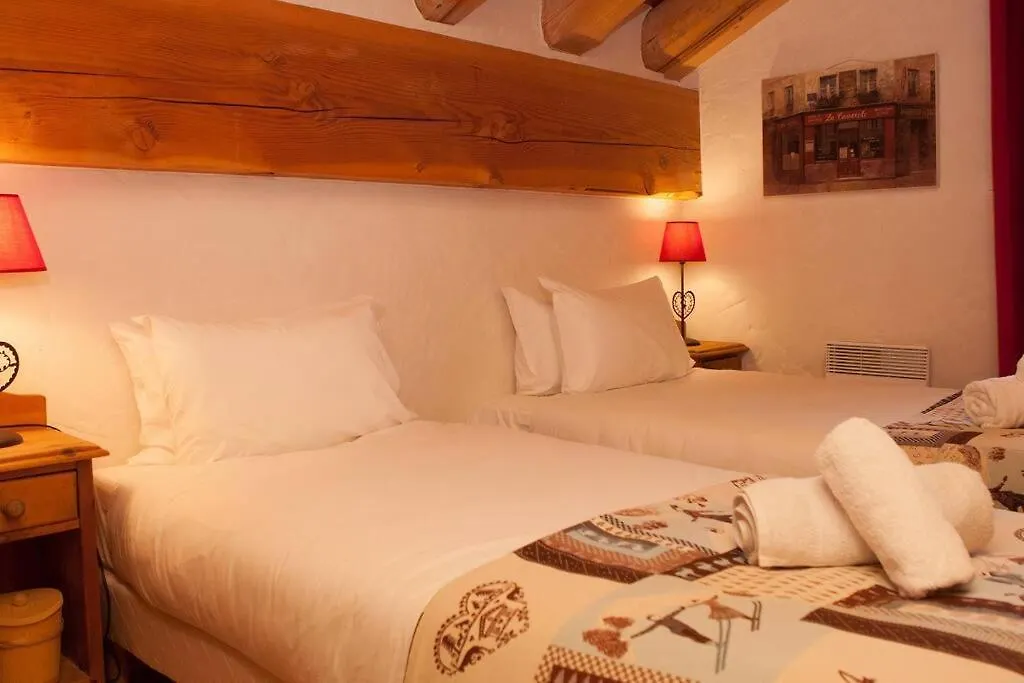 L'Aiglon - Spacious 2-Bedroom Apartment With Log Fire 생트 푸아 타랑테즈 0*, 생트 푸아 타랑테즈 프랑스
